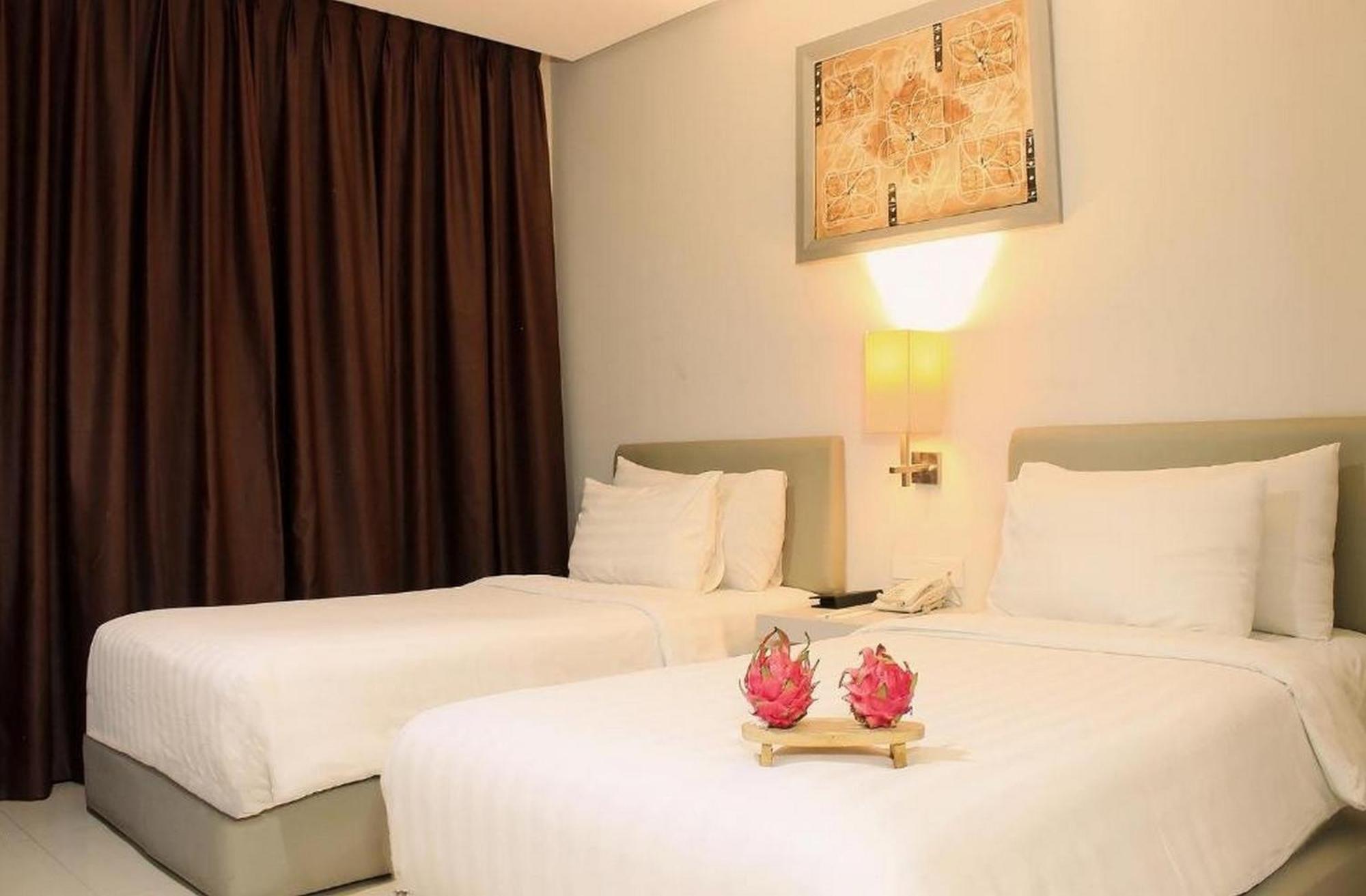 Hotel Swiss-Belexpress Jayapura Exterior foto